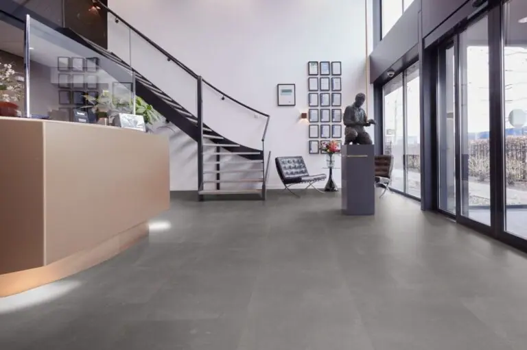Straq P300 PVC tegel
