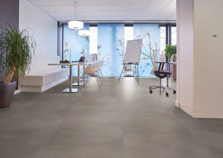 Straq P330 PVC tegel