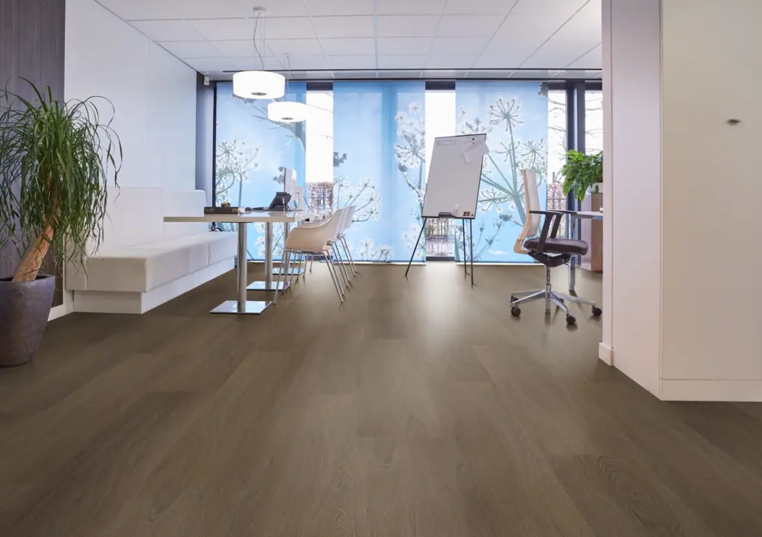 Straq P420_dryback_brown