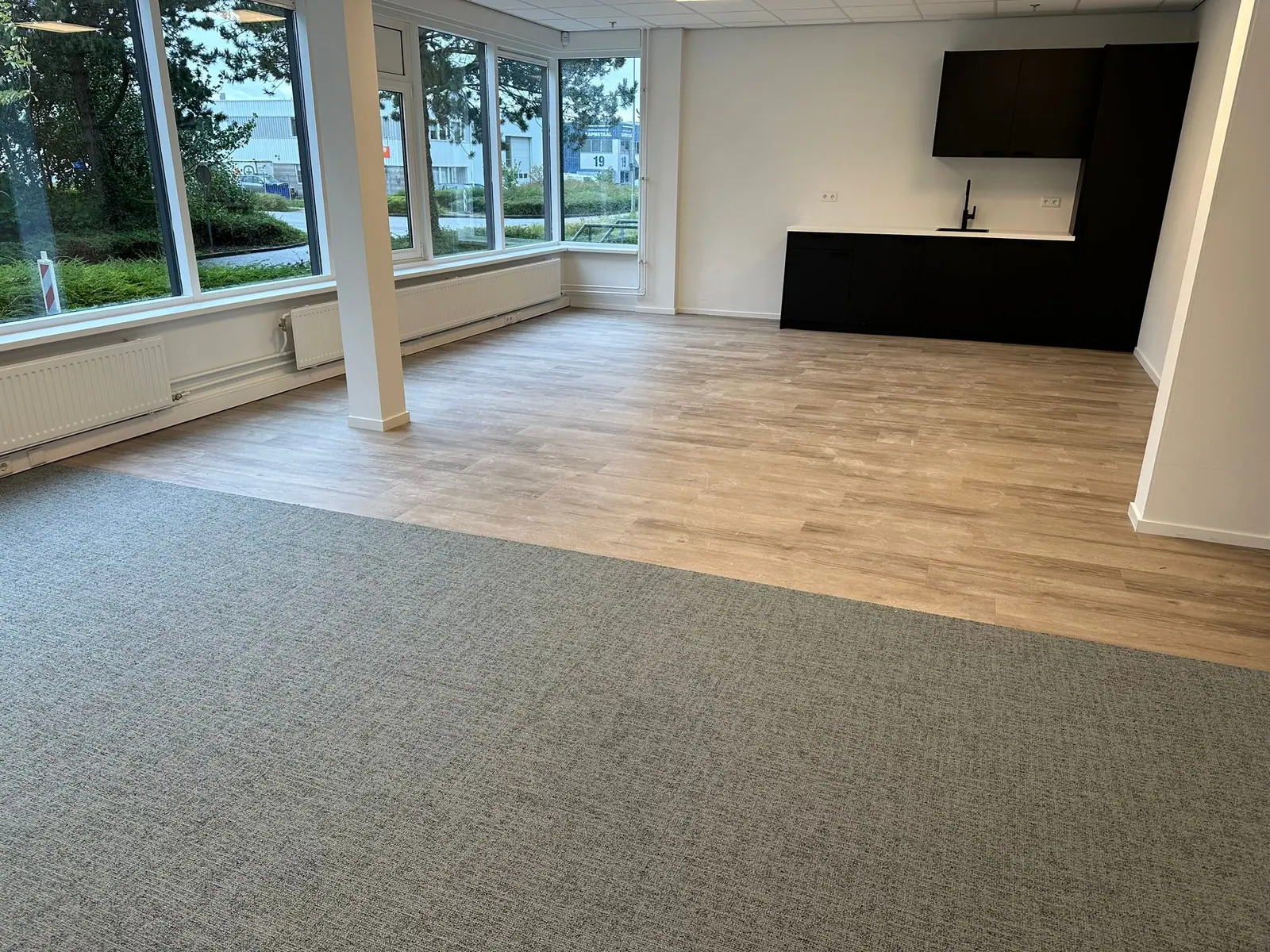 Vloerbedekking Beverwijk: Duurzame Oplossingen voor Moderne Kantoren